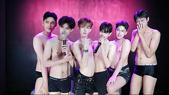 Queen-Vibe webcam show