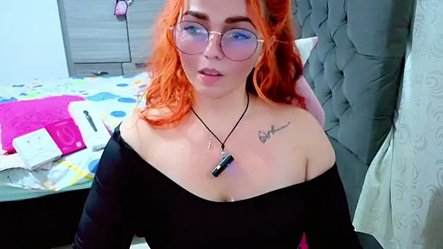 Alexatexa2929 Adlı Modelin Canlı XXX Sohbeti