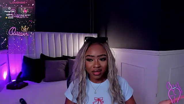 mia_schwarz Chat XXX in diretta