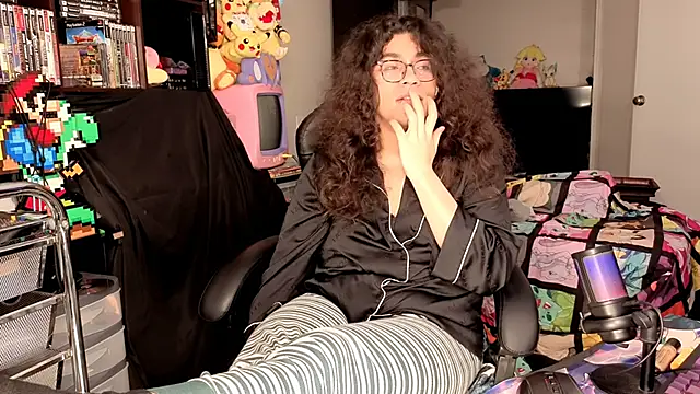 ShinyCherub: онлайн-секс-чат