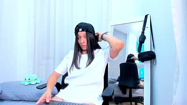 ViictoriiaSaenz's Live XXX Chat