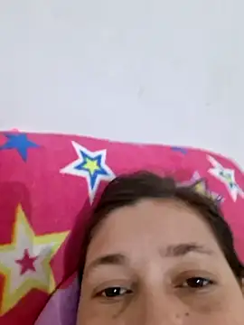 Dirty-Mature35 élő XXX-chatje