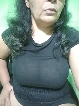 Amarantha25's Live XXX Chat