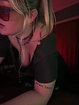 Živý XXX chat Granlady7