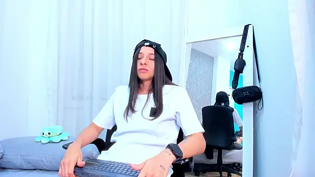 Živý XXX chat ViictoriiaSaenz