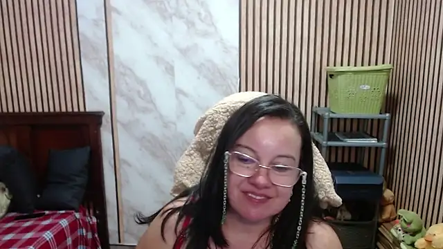 Živý XXX chat Sonialorens_