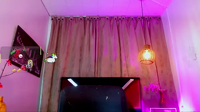 Webkamerová show katha_Crawford