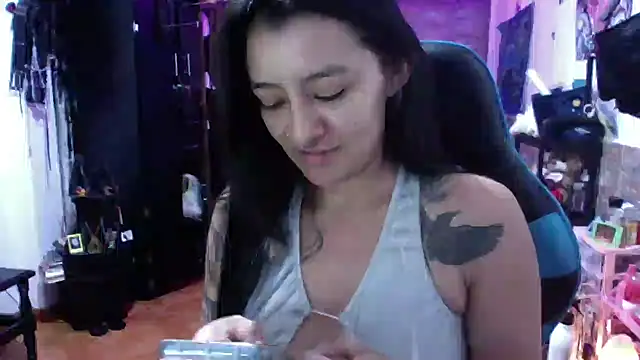 AngelaQueen_: απευθείας συνομιλία ΧΧΧ