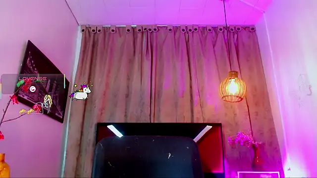 katha_Crawfordのウェブカメラショー