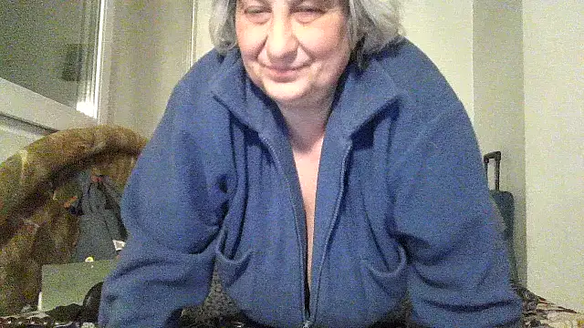 ExquisiteMature's Live XXX Chat