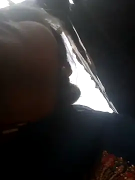 Deepjakolirr Show in webcam