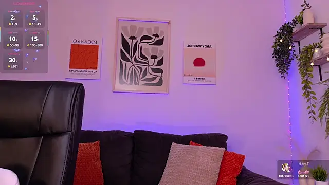 ViolettCastel Chat XXX in diretta