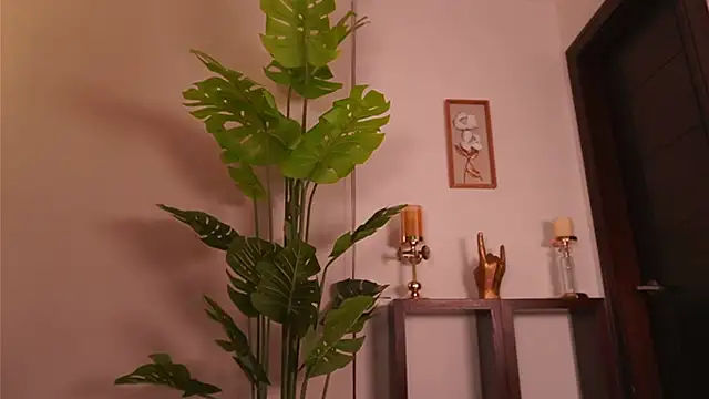 LunaMystyque: онлайн-секс-чат