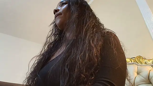 แชท XXX สดของ MayaBaker