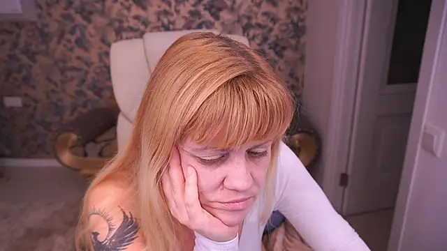 BellaLaPetit: онлайн-секс-чат