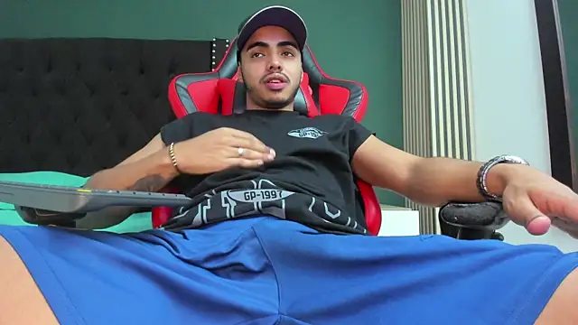 ares_pain 即時 XXX 聊天