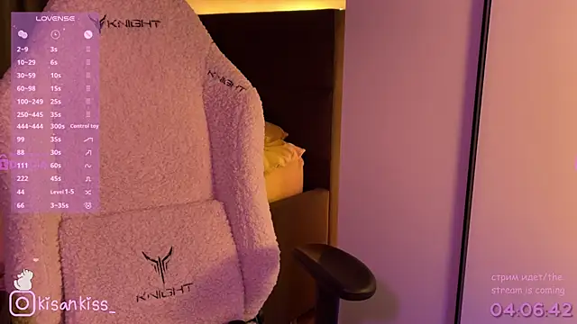 kisankiss Chat XXX in diretta