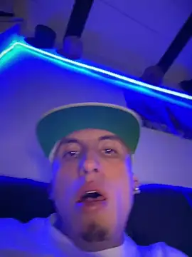 ManSexyyHot Webcamshow