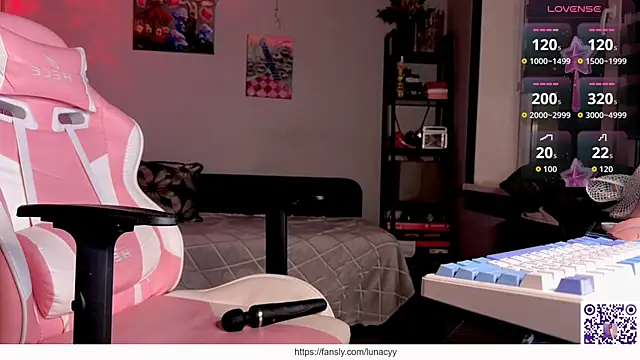 Lunaacyy: онлайн-секс-чат