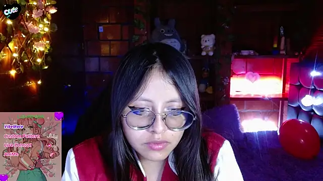 Chat +18 de MidoriQuiinn ao vivo