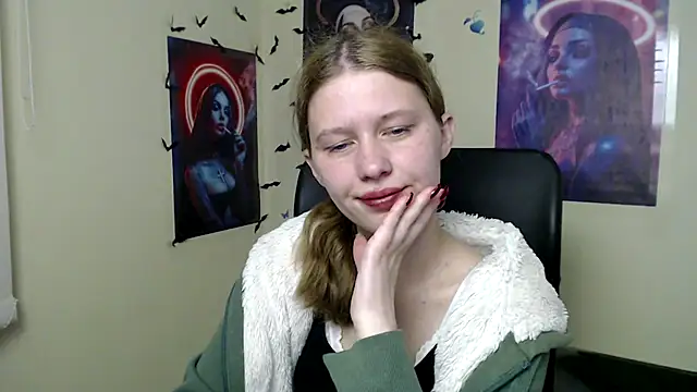 StellaCRL live XXX chat