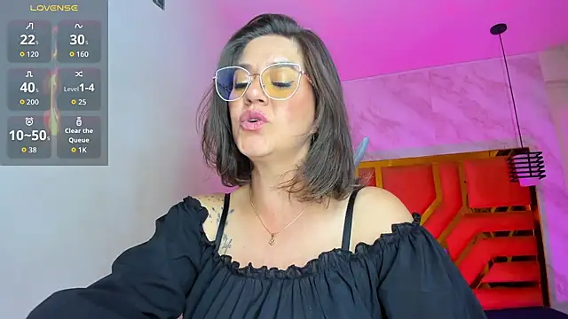 Luciifeer_ Adlı Modelin Canlı XXX Sohbeti