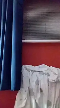 Sophrob96x লাইভ XXX চ্যাট