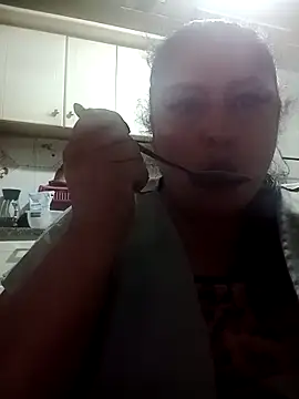 Keyla01_: απευθείας συνομιλία ΧΧΧ