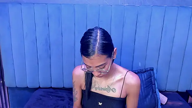 KarlaSlutSkinny__'s Live XXX Chat