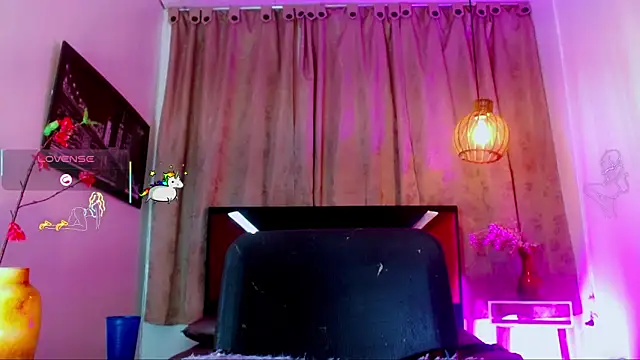 katha_Crawford Pertunjukan Webcam