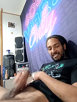 عرض كام Mikaaa97