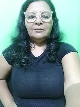 Amarantha25's Live XXX Chat