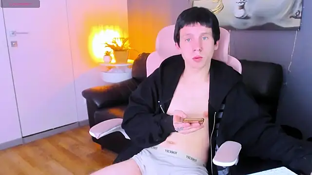 CutieKai_ 在線直播表演