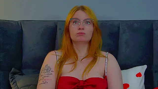 Онлайн чат XXX AliceAllisons