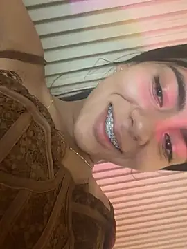 Lilybeeth élő XXX-chatje