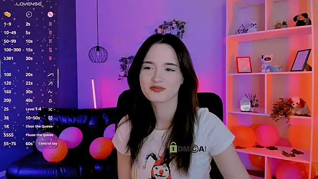 Chat +18 de liana_kisses ao vivo