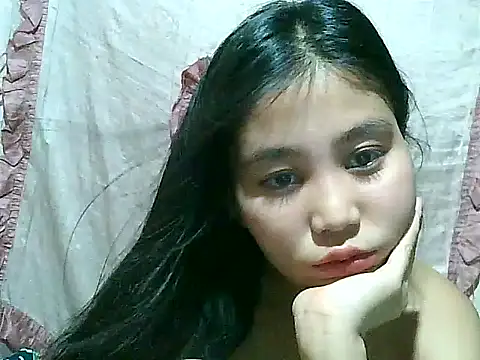 SexyAsianPussy4u: онлайн-секс-чат