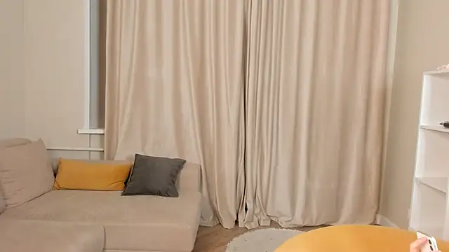 BetteSelbe Adlı Modelin Canlı XXX Sohbeti