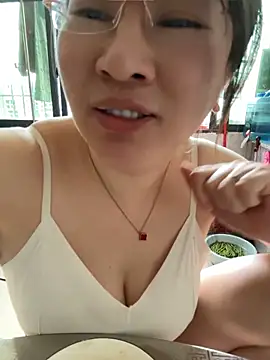 liqinqin-5201 网络视讯表演