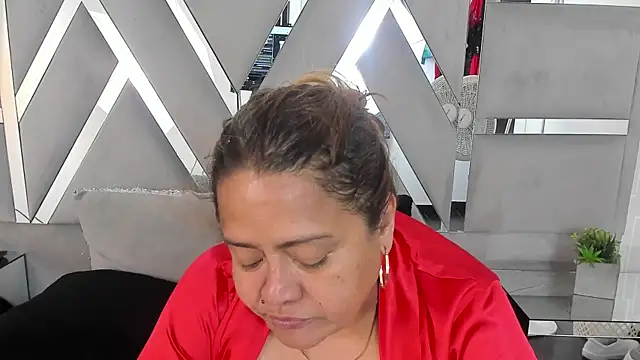 MonzerratBoyer Chat XXX live