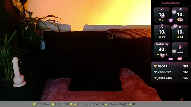 Chat XXX Live __Leyla__