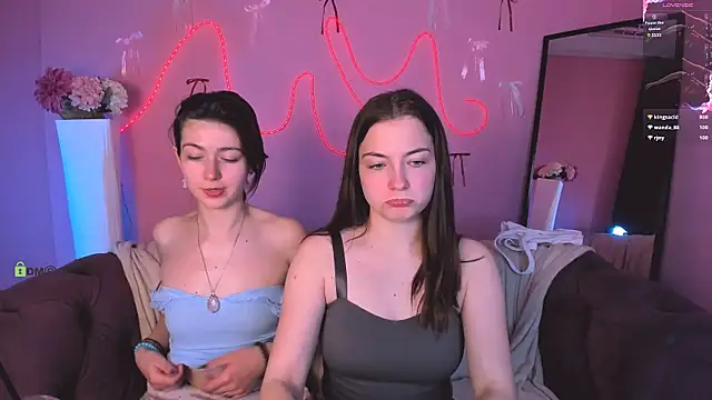 Chat XXX en directo de kitniss_dreamy