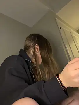 Pokazy przed kamerką – elliepixie