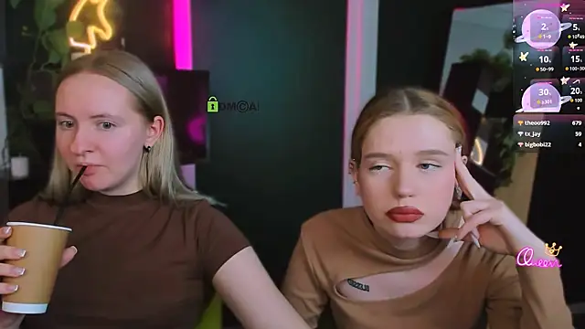 mila_glow1 即時 XXX 聊天