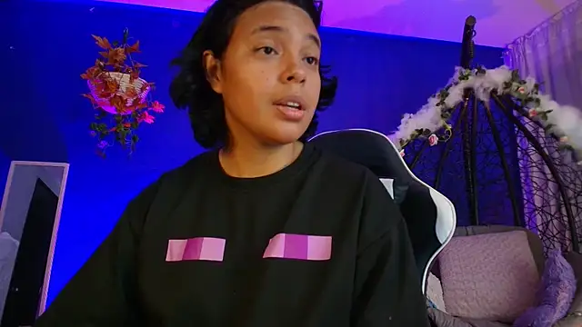 Emmapark_ Chat XXX live