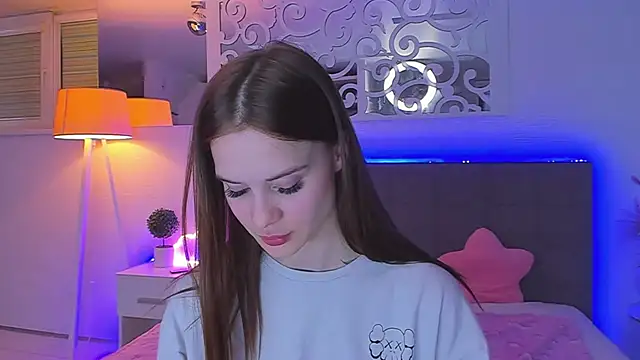 LuisaClover – Live XXX-chat