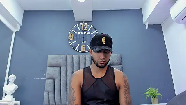 Robin_Rief 即時 XXX 聊天