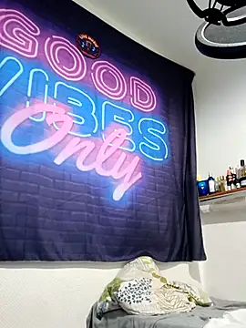 Chat XXX en directo de Mikaaa97