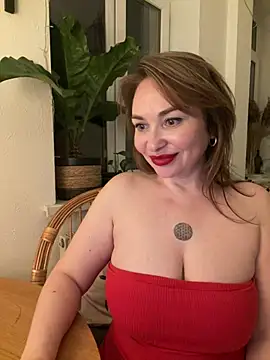 Syverelle Adlı Modelin Web Kamerası Şovu