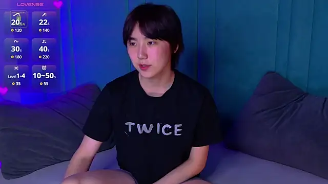 HeejinWang: διαδικτυακό σόου στην κάμερα